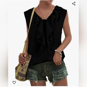 Nwt black ruffled sleeveless‎ top XL